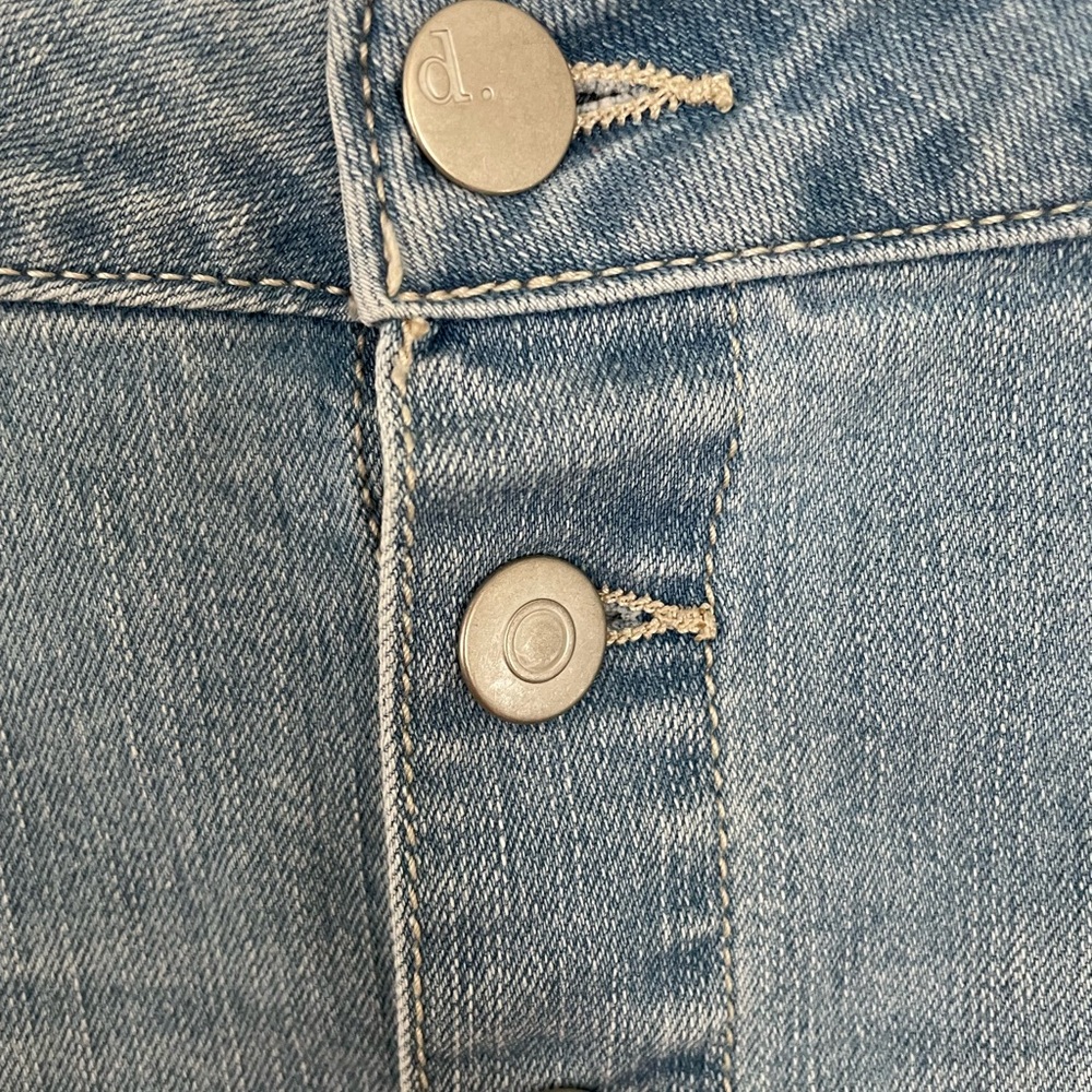 d. jeans Light Wash Button-Front Midi Denim Skirt - Picture 2 of 6